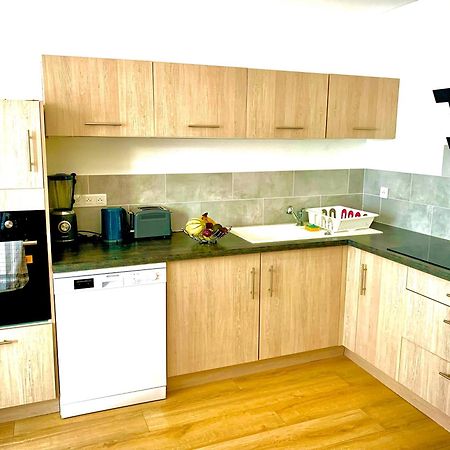 L Indemodable Renove Spacieux Et Lumineux Avec 2 Chambres Sarrebourg Bagian luar foto