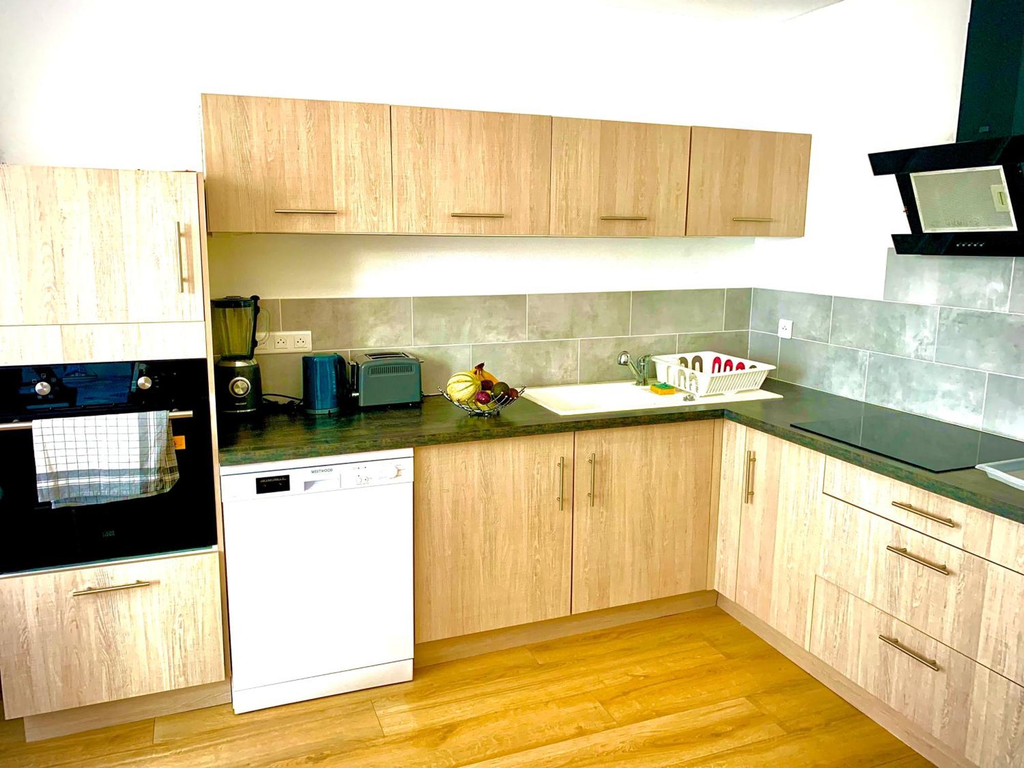 L Indemodable Renove Spacieux Et Lumineux Avec 2 Chambres Sarrebourg Bagian luar foto
